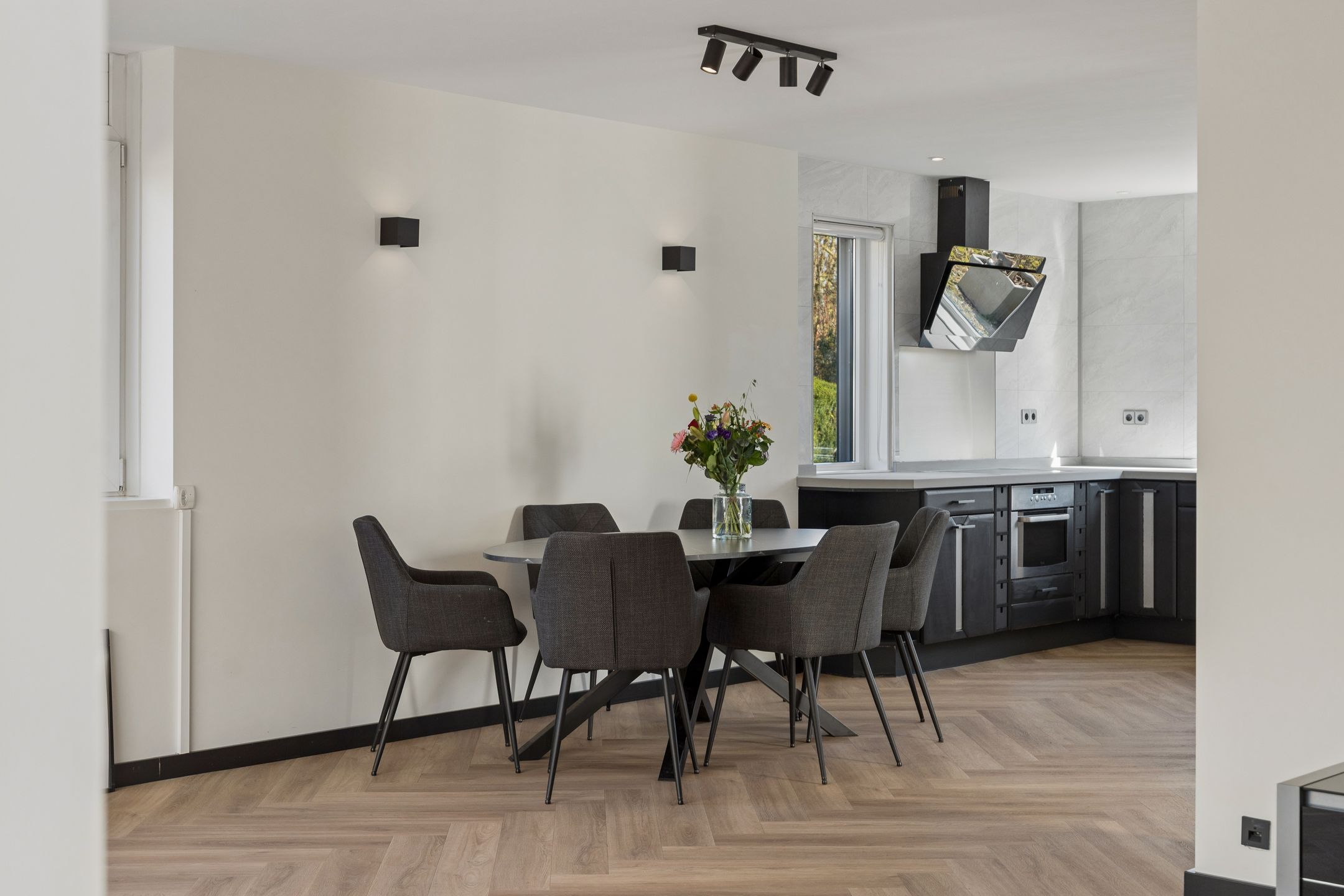 Photo 21 of Clusepad 1