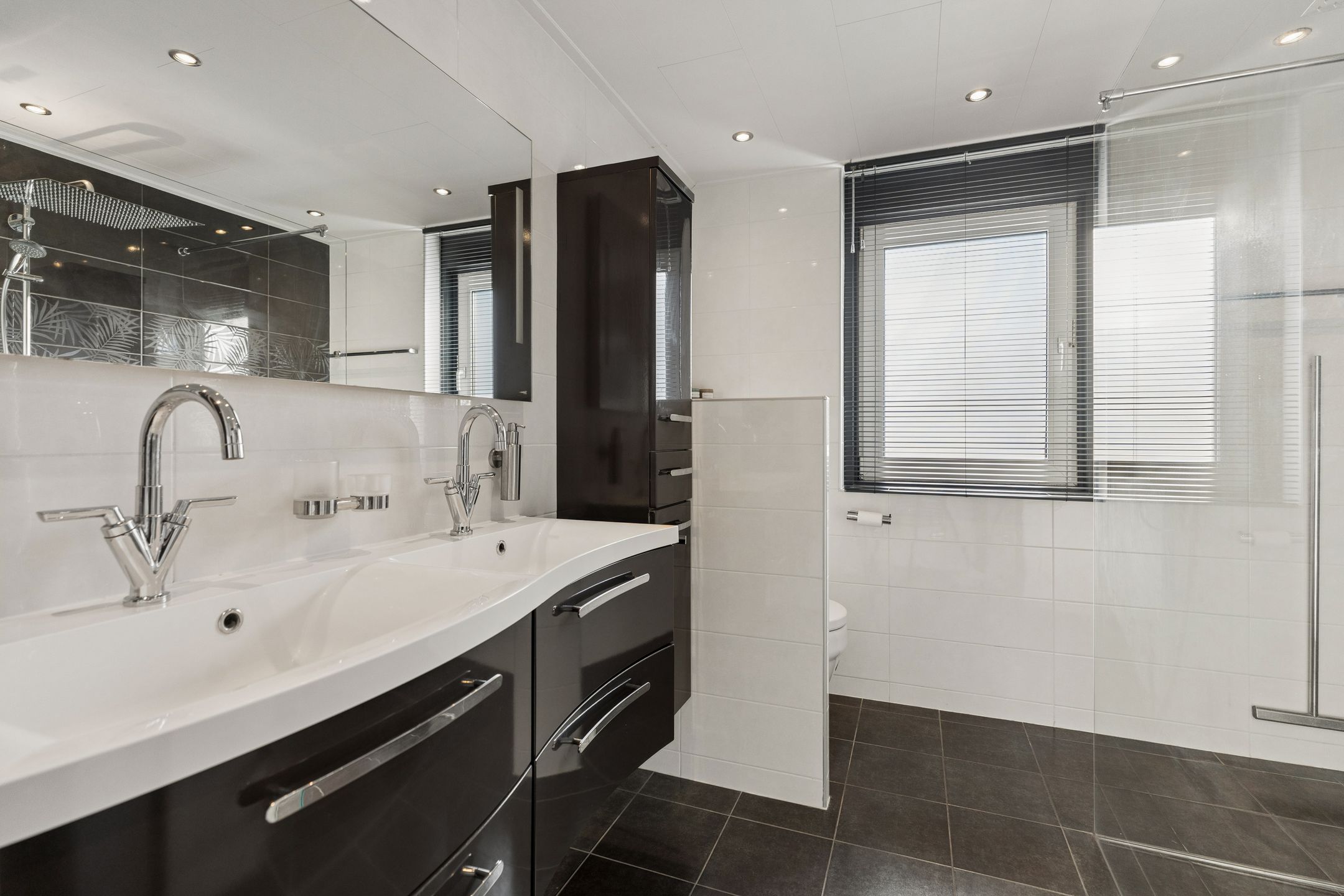 Photo 33 of Clusepad 1