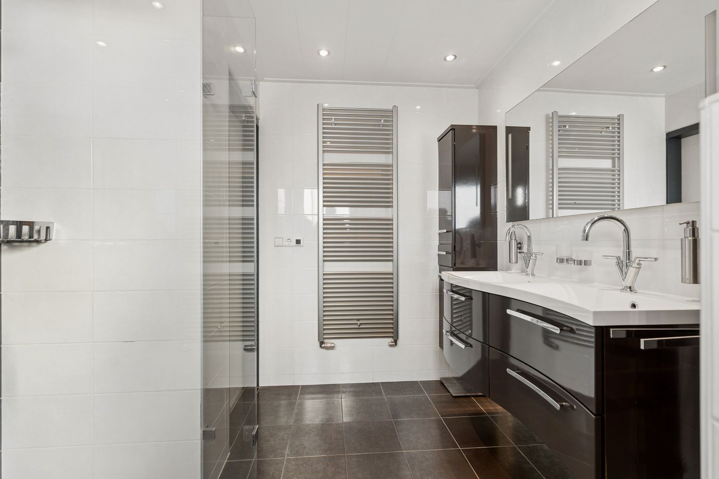 Photo 35 of Clusepad 1