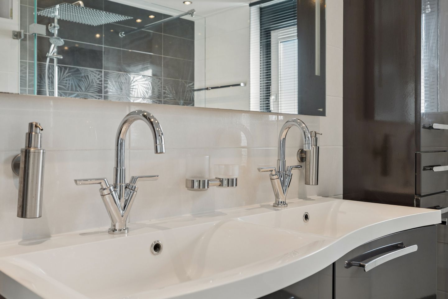 Photo 34 of Clusepad 1