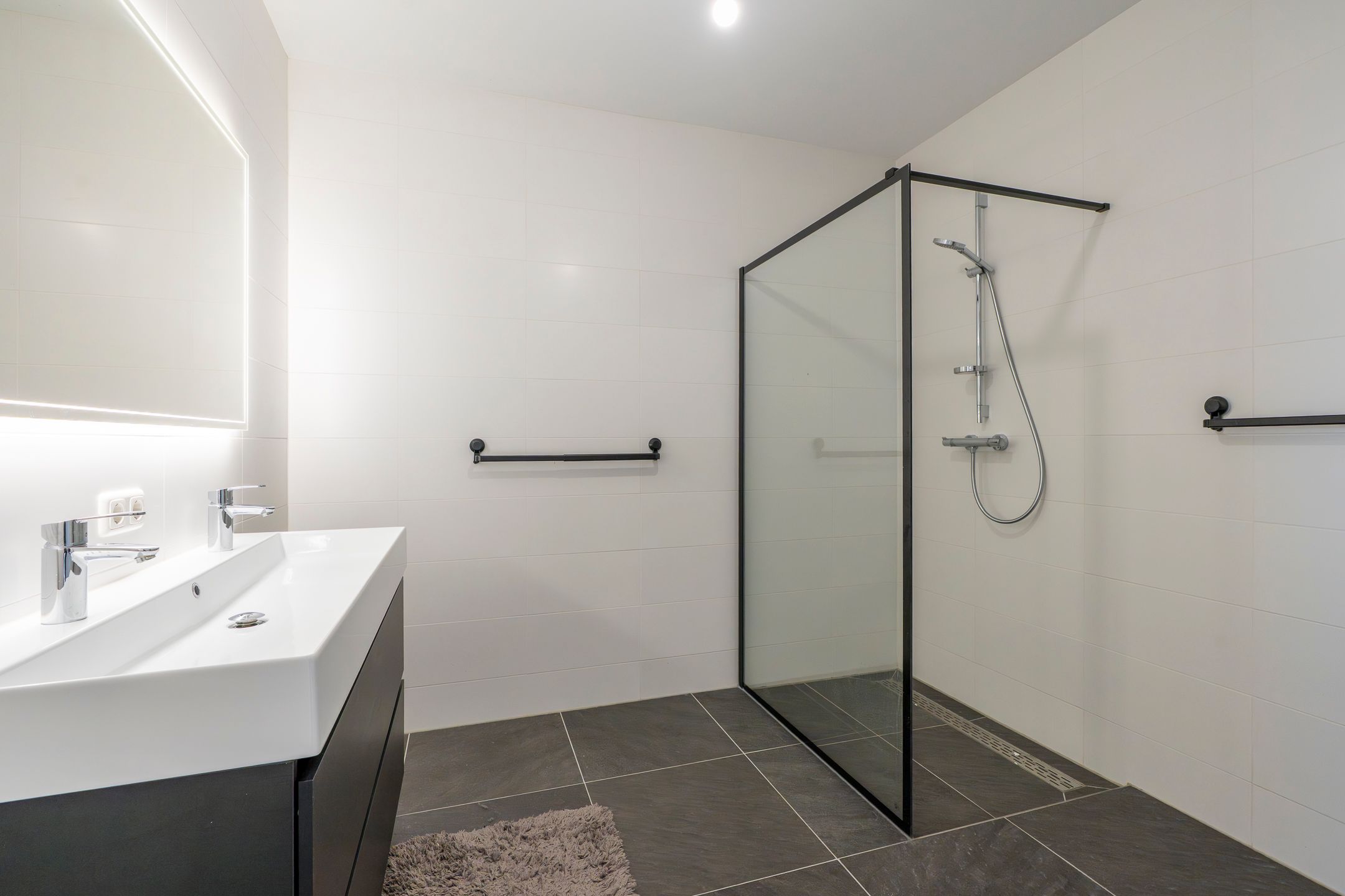 Foto 36 van Fladderiepvliet 9