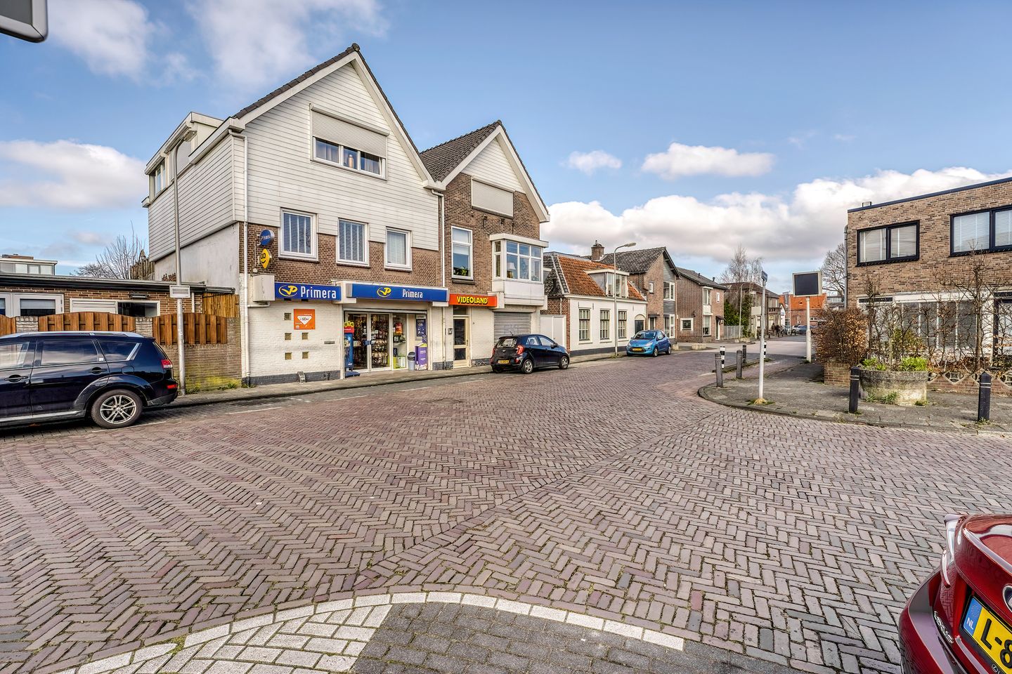 Bekijk foto 1 van Koestraat 26