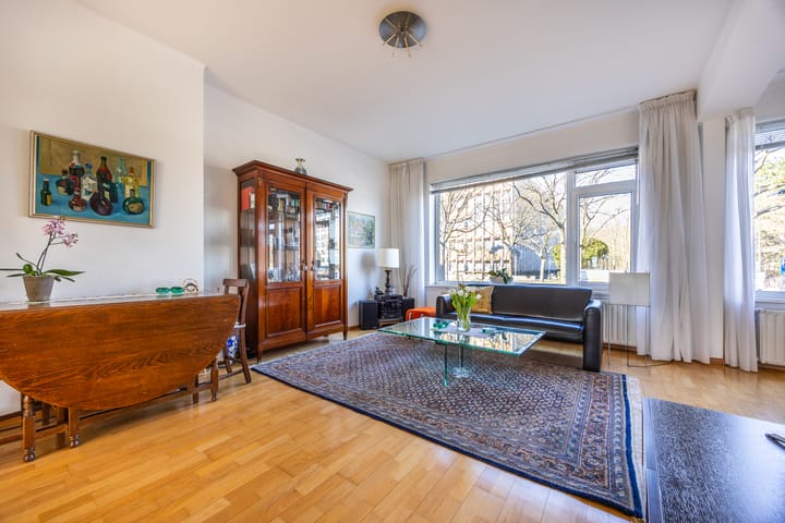 Photo 2 of Burgemeester Elsenlaan 2