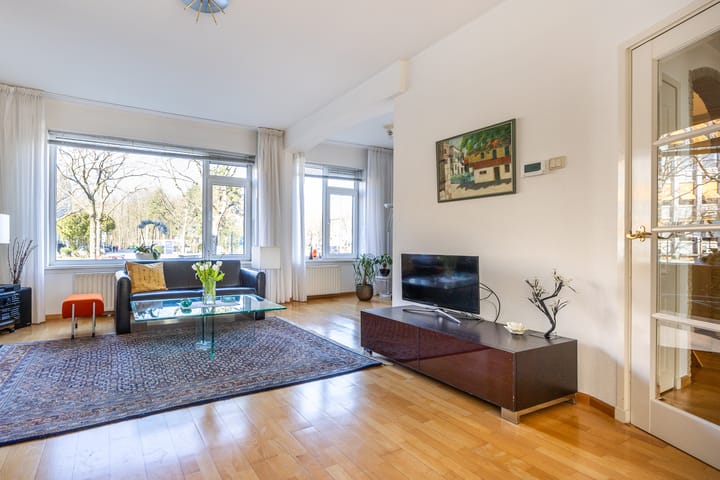 Photo 3 of Burgemeester Elsenlaan 2