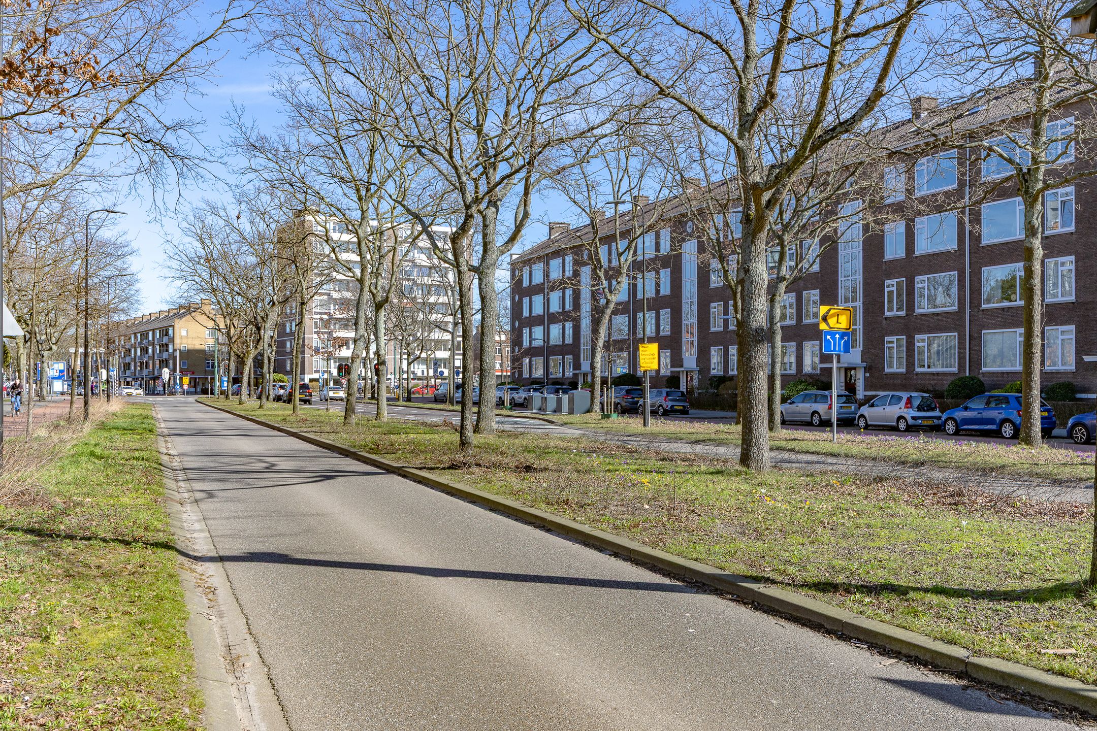 Photo 36 of Burgemeester Elsenlaan 2