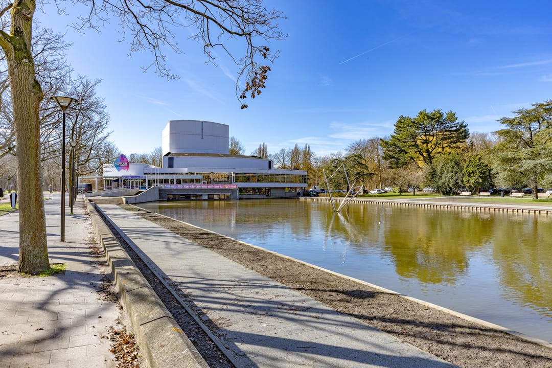 Photo 37 of Burgemeester Elsenlaan 2