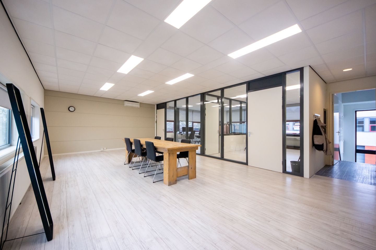 View photo 2 of Zuidergracht 21-22