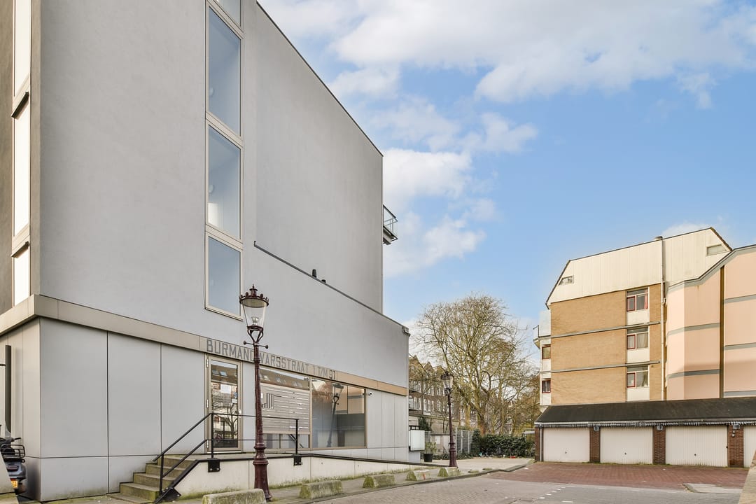 Royale maisonnette met balkon en privé parkeerplaats nabij de Amstel — 32