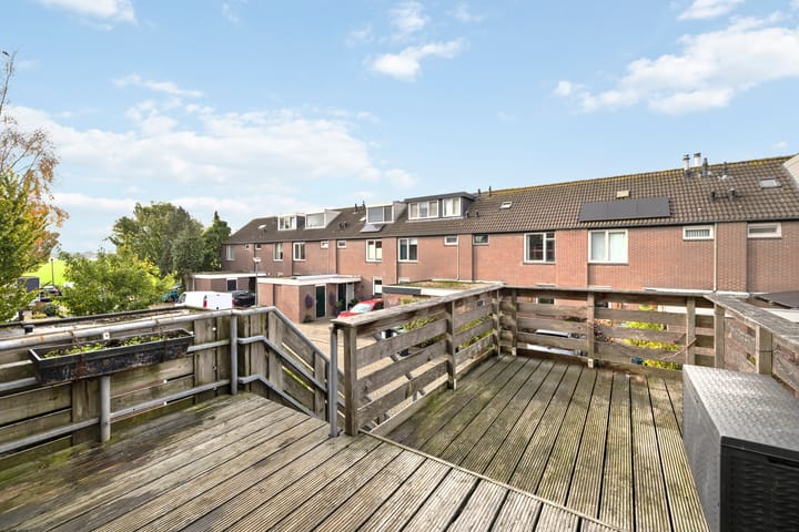 Appartement te koop: Meeuwenveld 117, Weesp