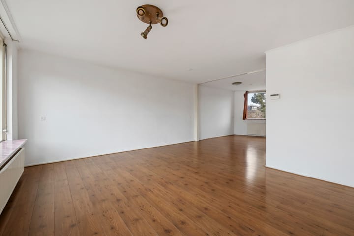 Appartement te koop: Meeuwenveld 117, Weesp