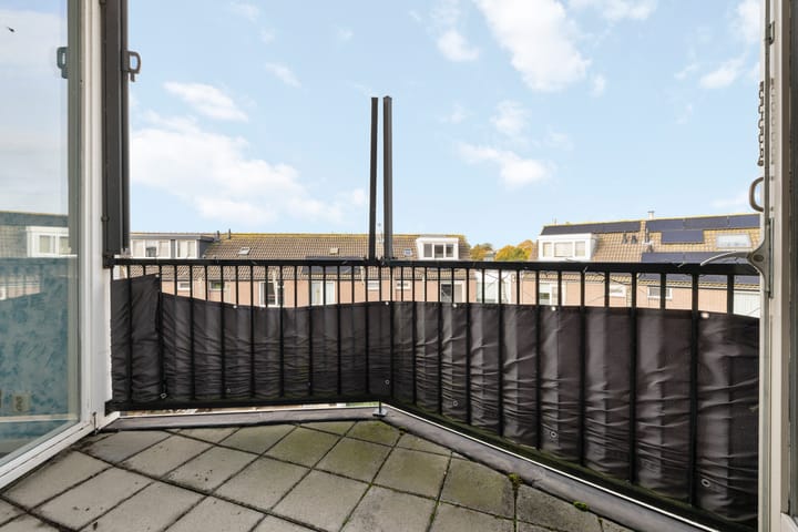 Appartement te koop: Meeuwenveld 117, Weesp