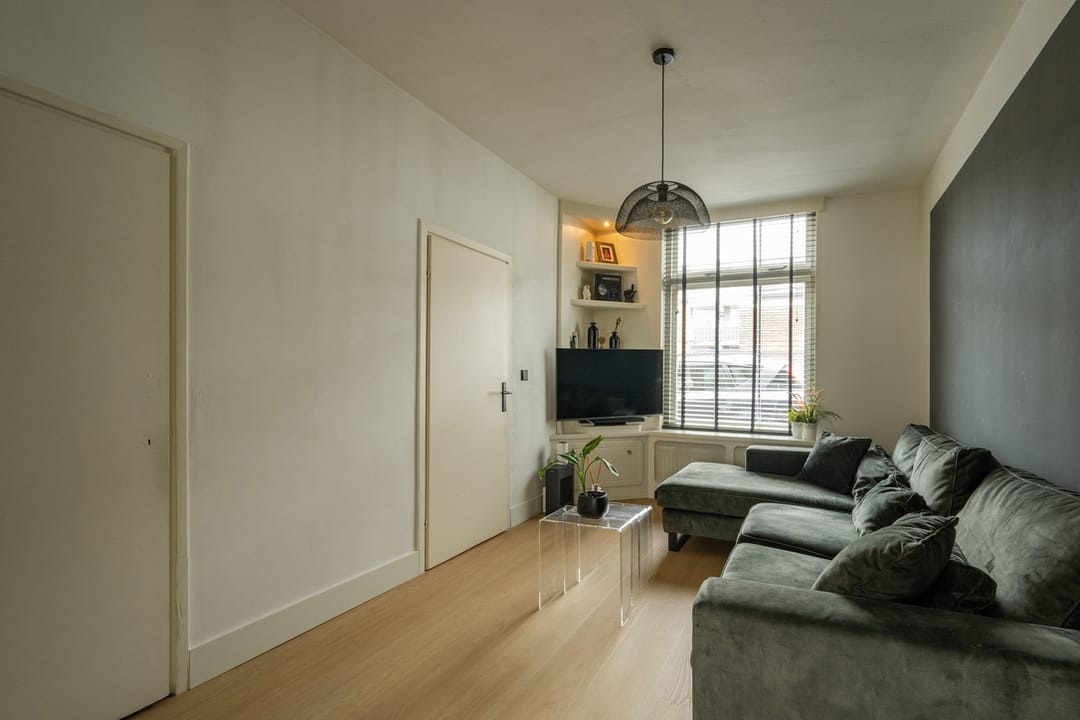 Photo 8 of Bergstraat 75