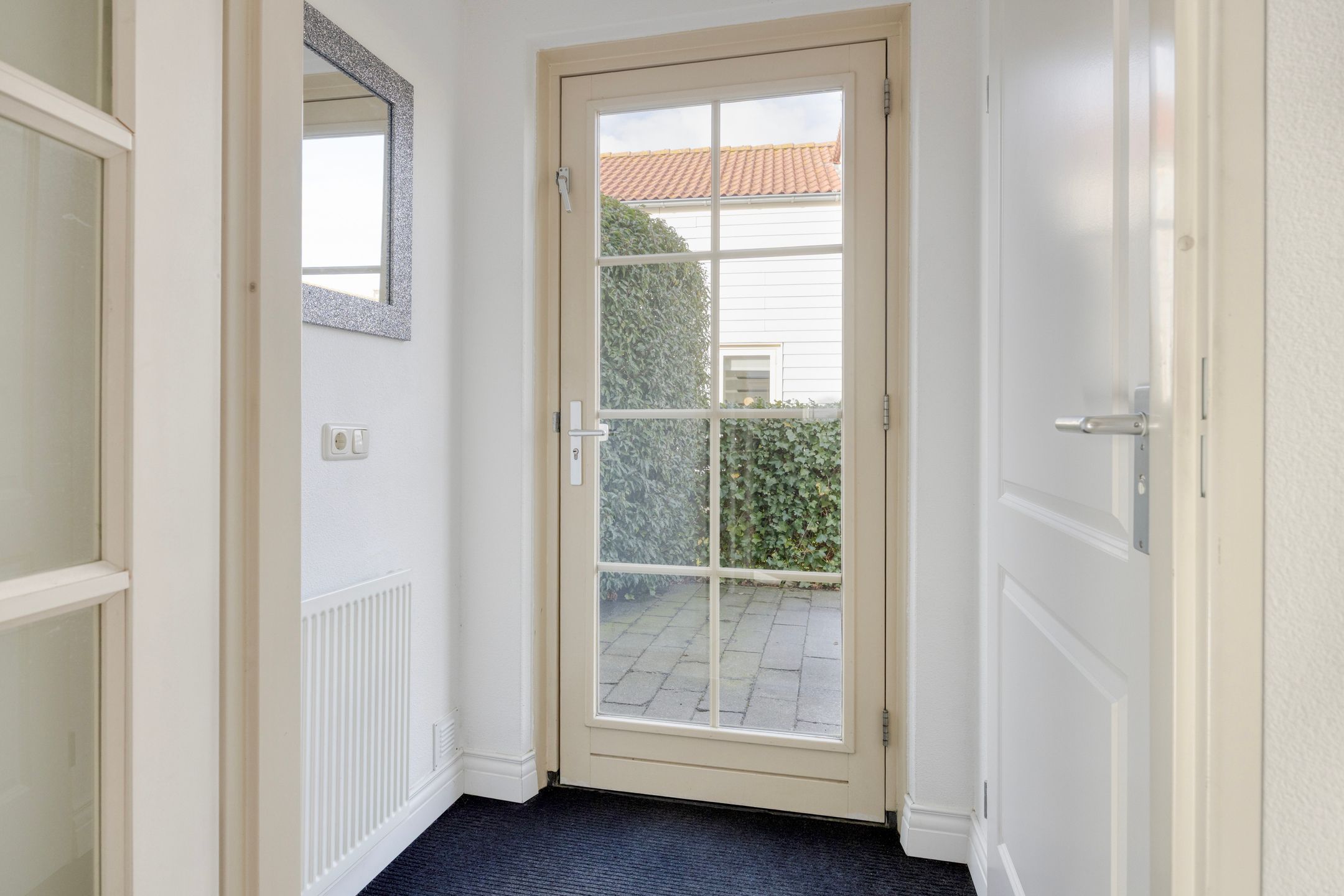 2-bedroom freehold villa in Simonshaven — photo 5 of 5