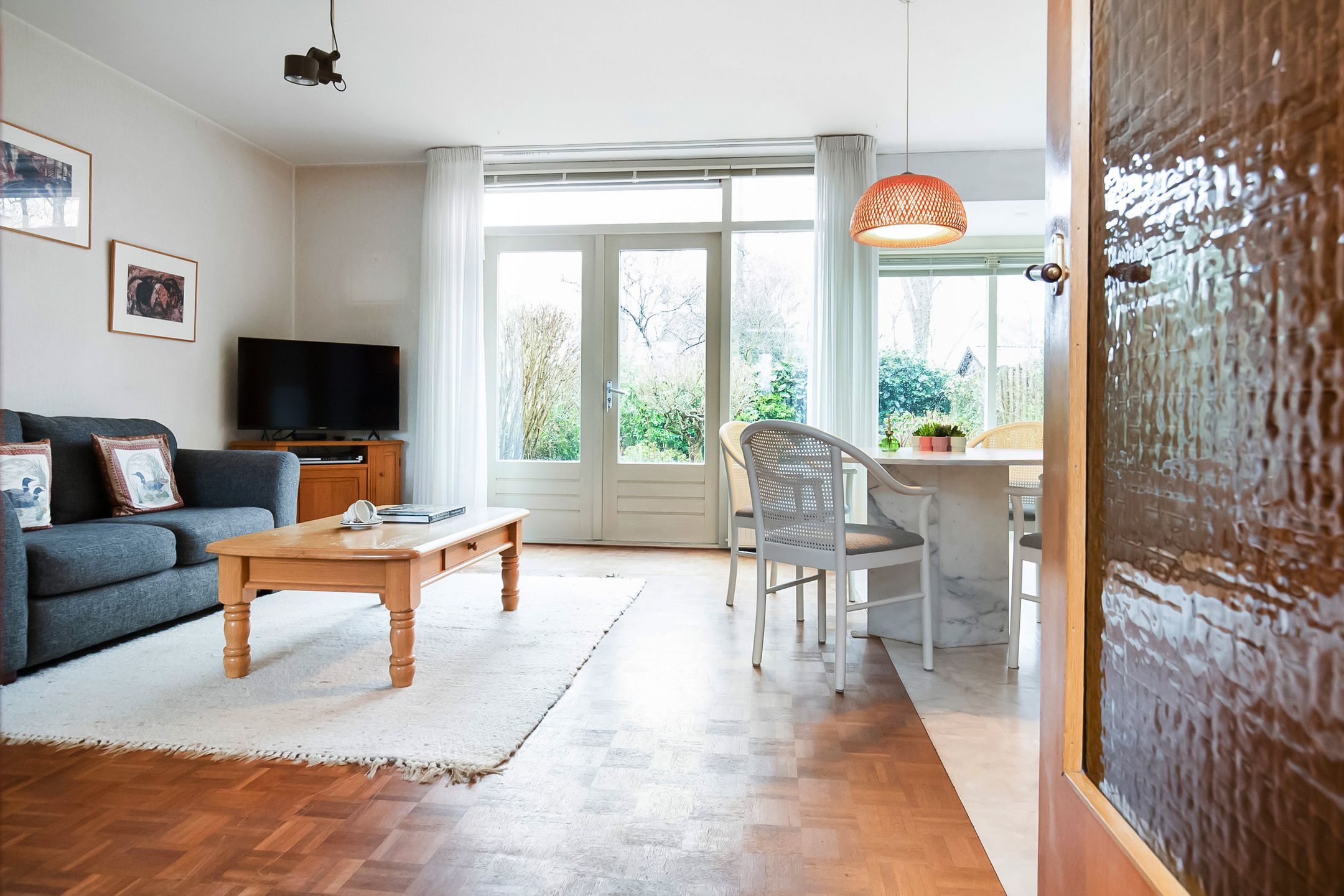 Photo 9 of Schweitzerstraat 91