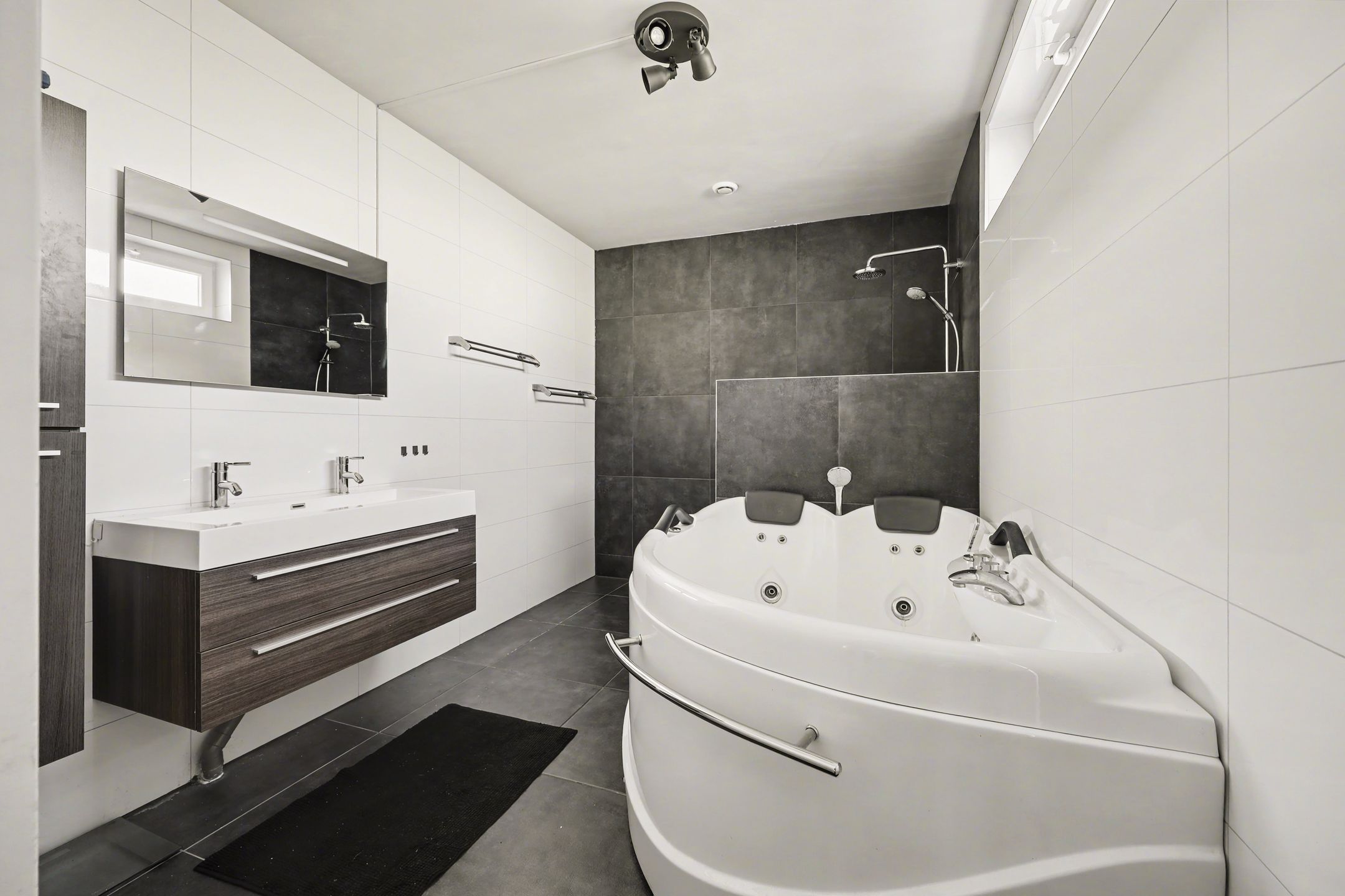 Foto 12 van Kerkeblokstraat 14