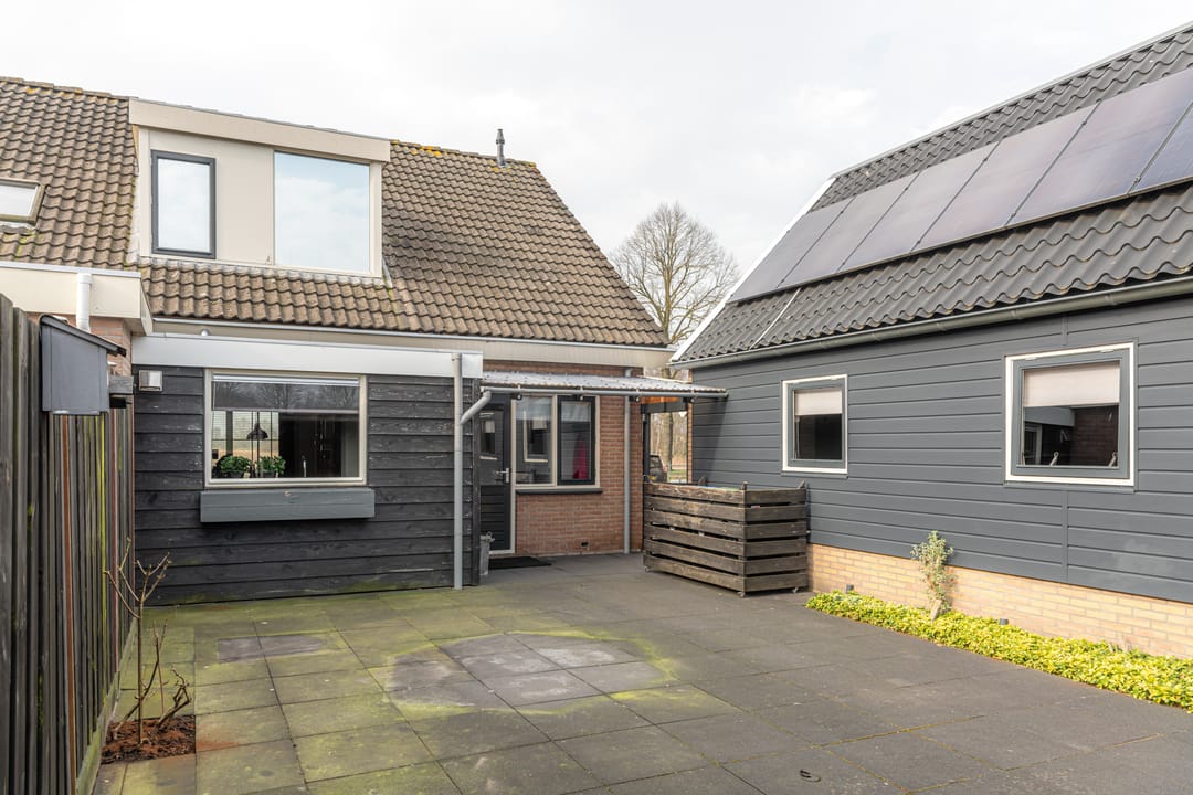 Foto 2 van Leeuwarderstraatweg 256