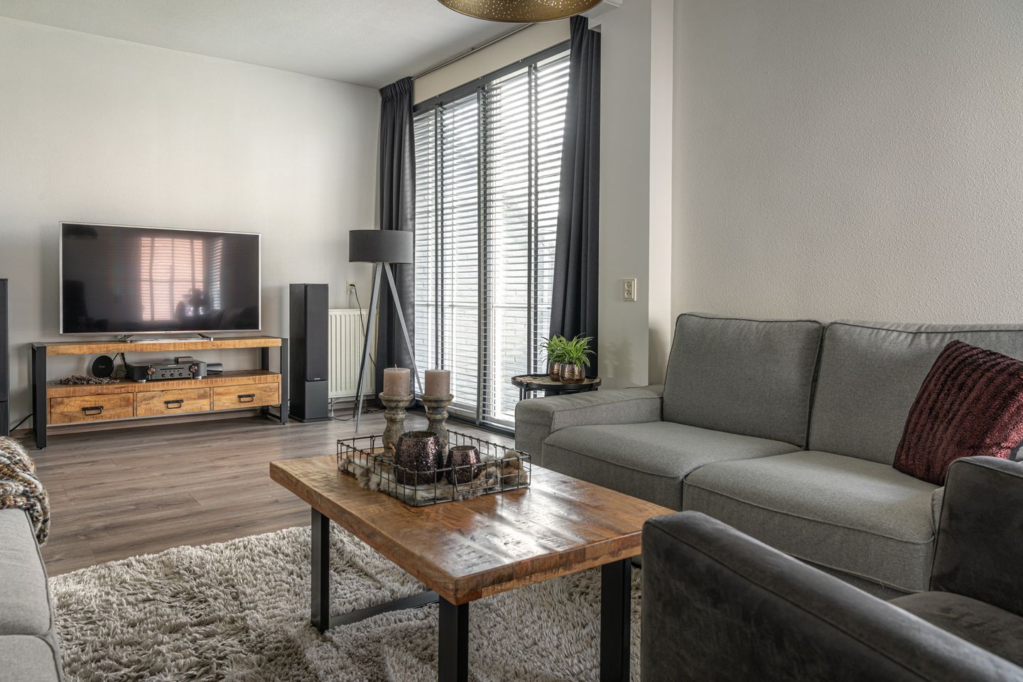 Foto 4 van Leeuwarderstraatweg 256