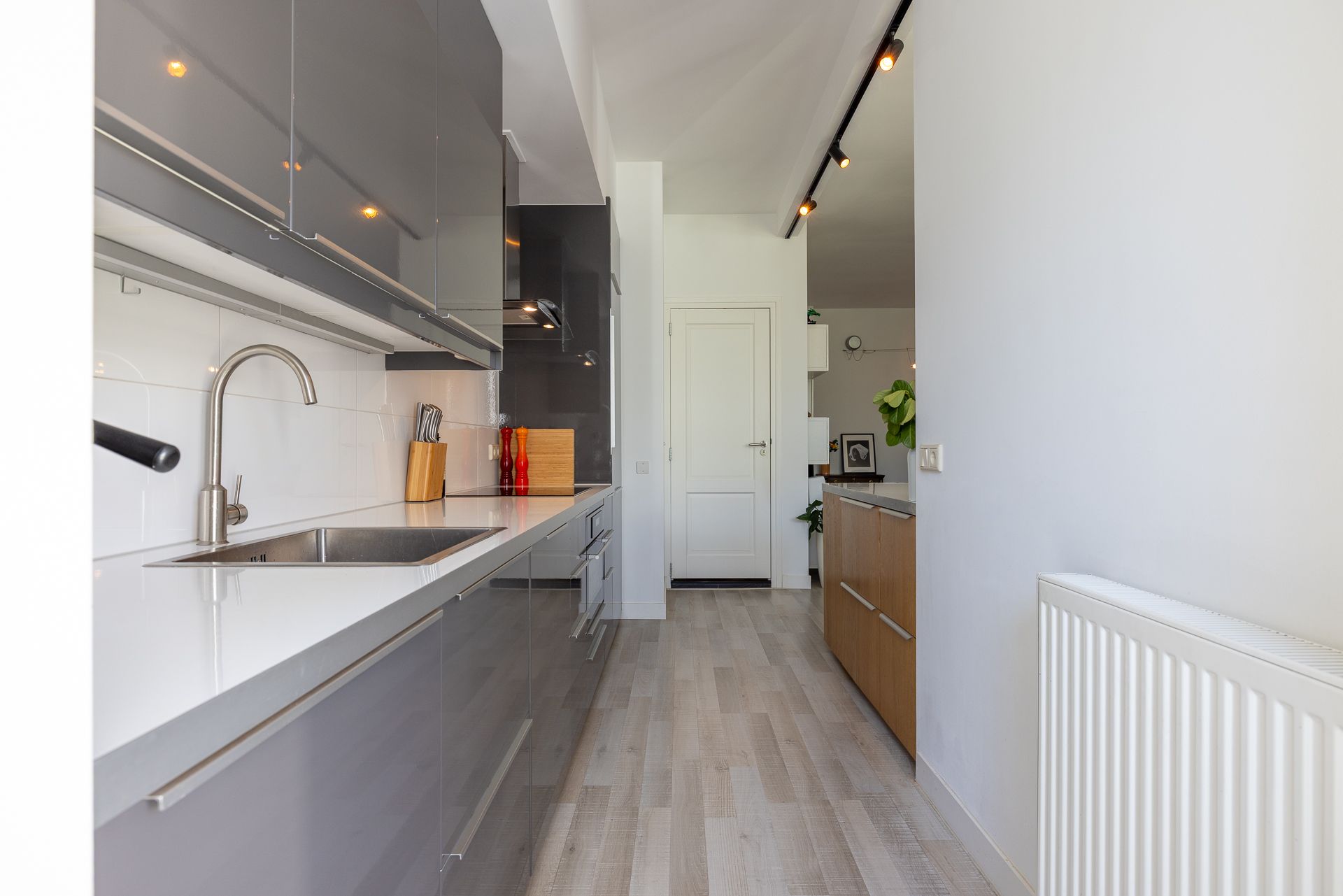 Foto 15 van 2e Pijnackerstraat 18-A