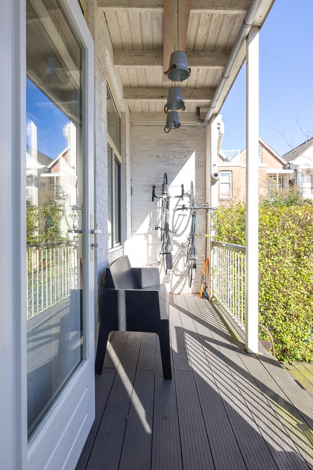 Foto 16 van 2e Pijnackerstraat 18-A