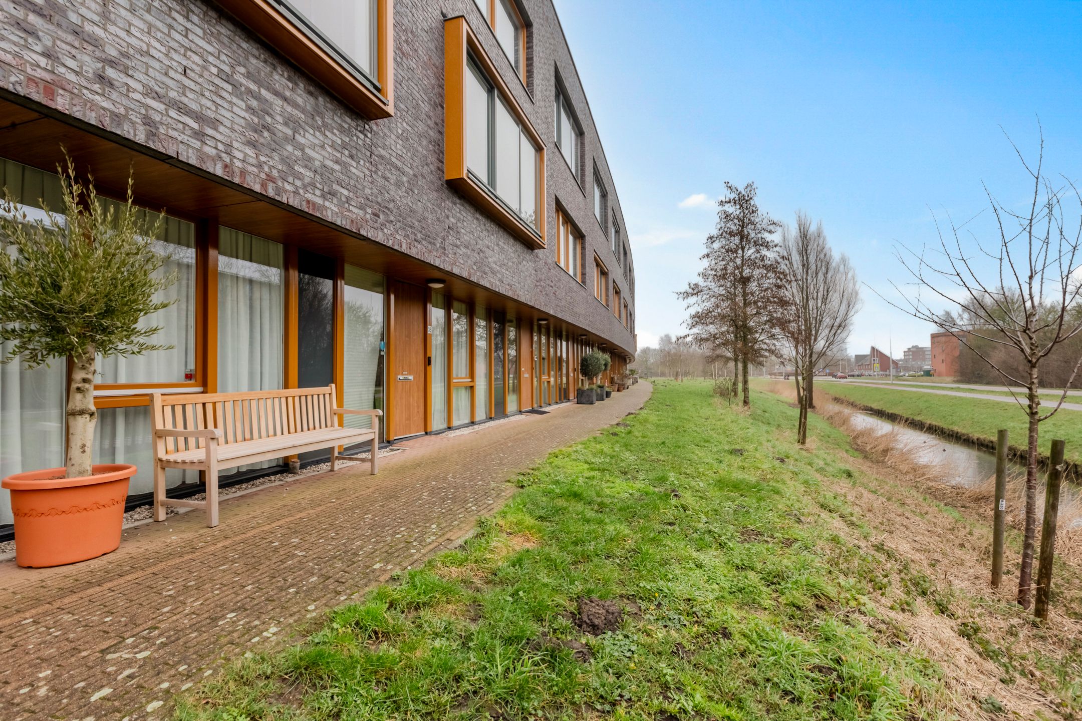 Photo 6 of Buitenhof 35