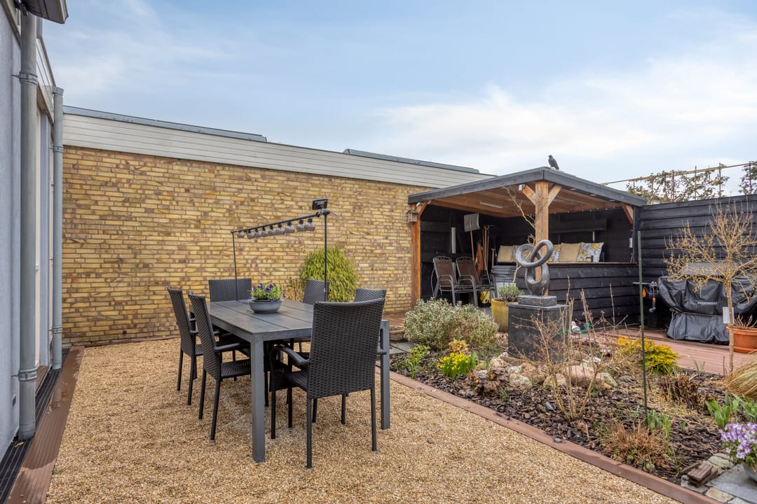 Renovated and Sustainable Patiobungalow with A+++ Energy Label and West-Facing Patio — 15