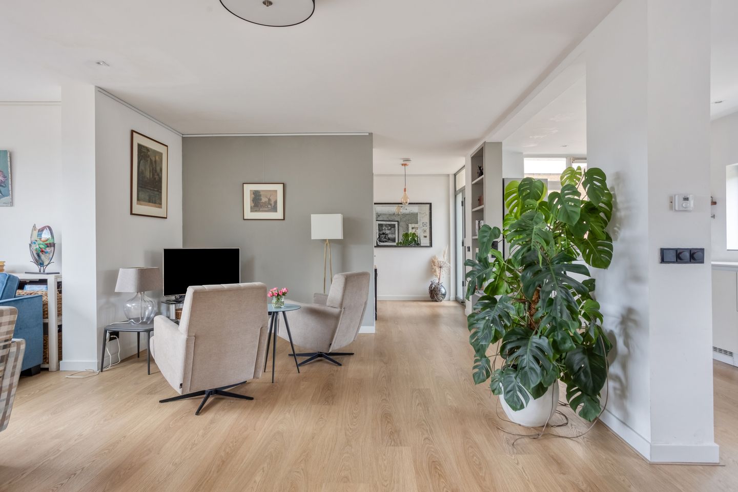 Renovated and Sustainable Patiobungalow with A+++ Energy Label and West-Facing Patio — 24