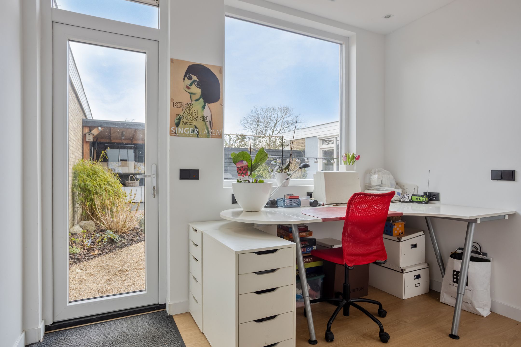 Renovated and Sustainable Patiobungalow with A+++ Energy Label and West-Facing Patio — 35