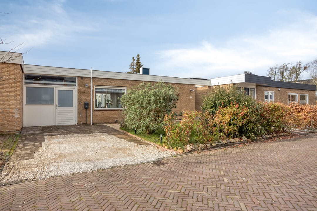 Renovated and Sustainable Patiobungalow with A+++ Energy Label and West-Facing Patio — 42