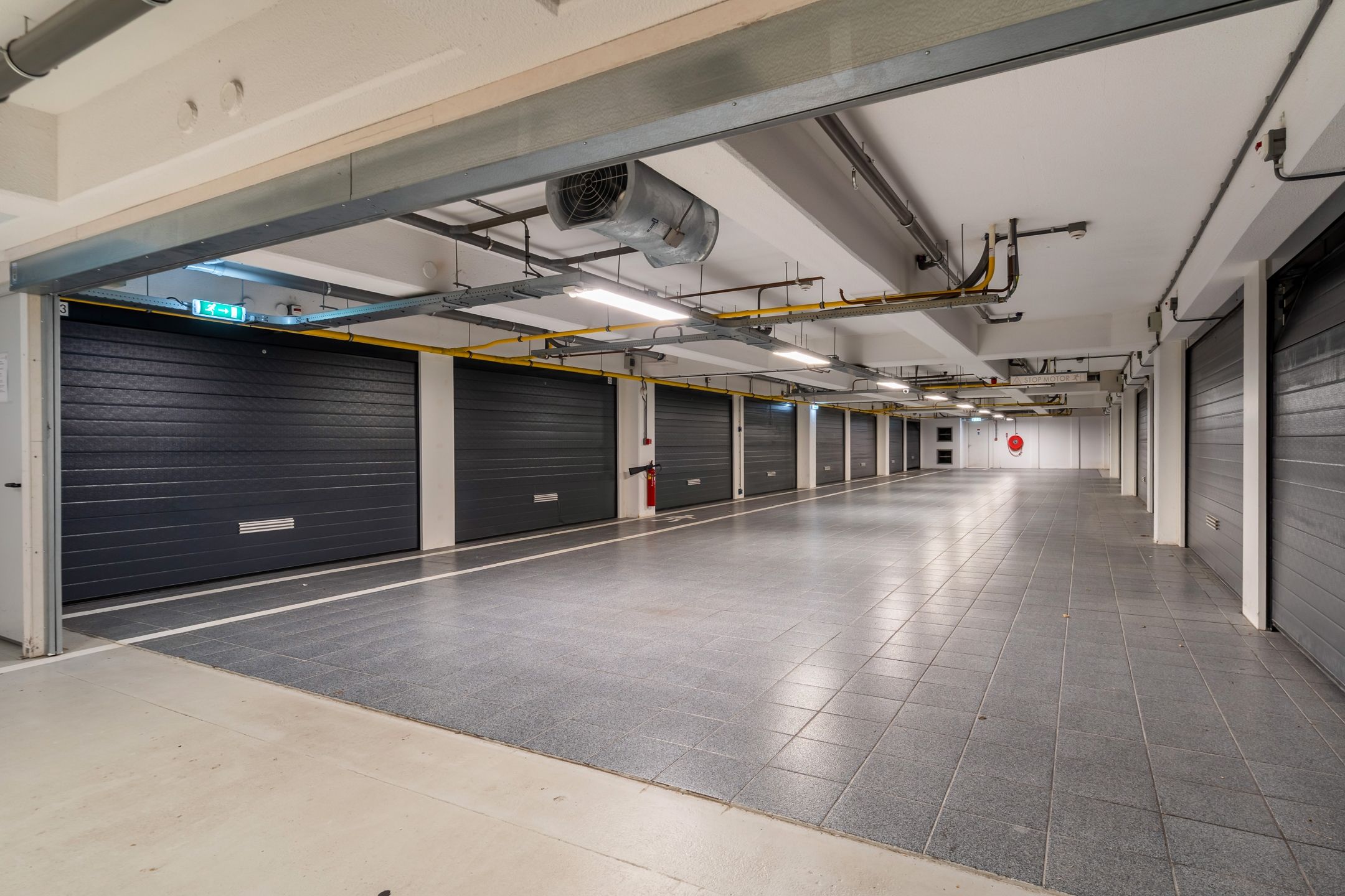 Photo 3 of Obrechtstraat 417