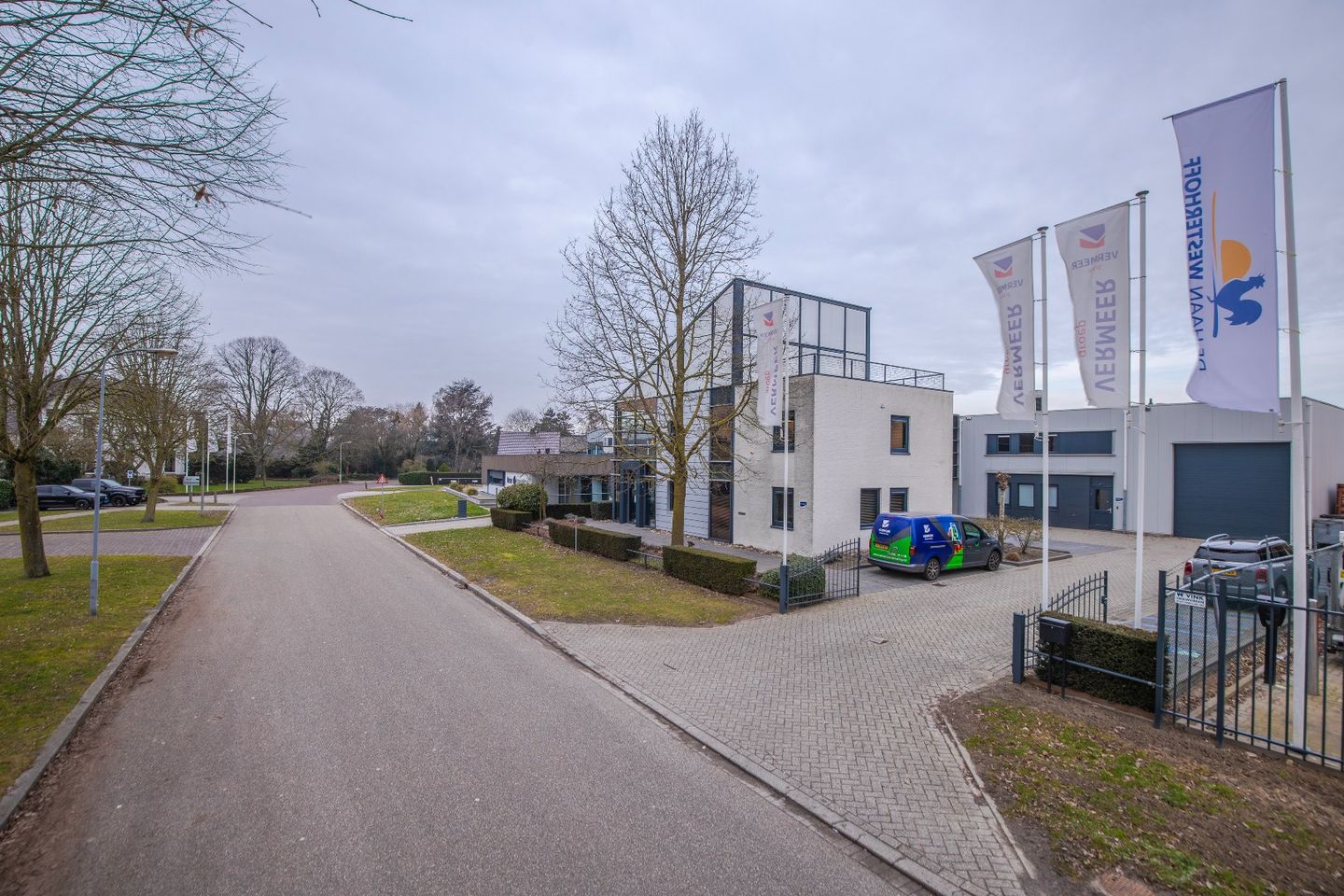 View photo 2 of Bemmelseweg 57