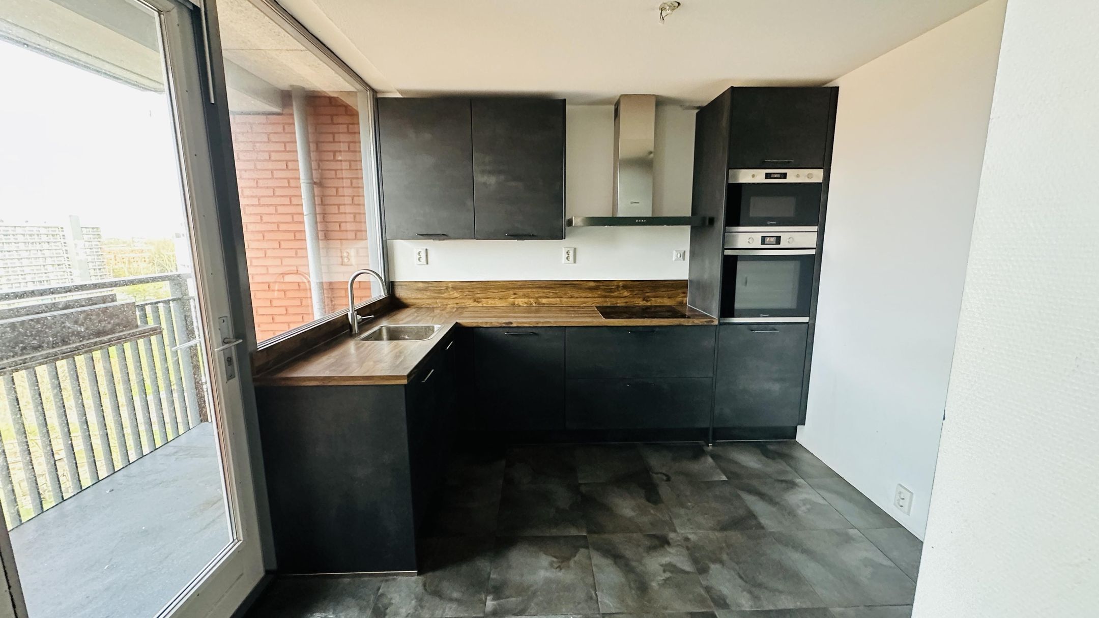 Foto 9 van Akropolishof 131