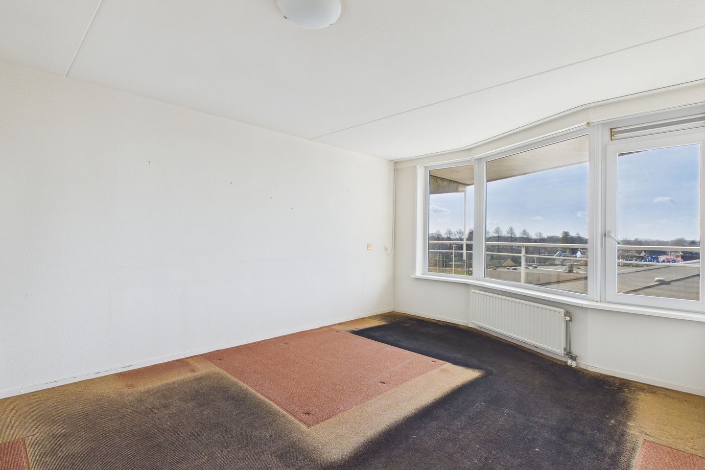 Spacious corner apartment with stunning Westerschelde view and private garage — 30