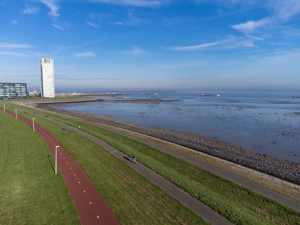 Spacious corner apartment with stunning Westerschelde view and private garage — 47
