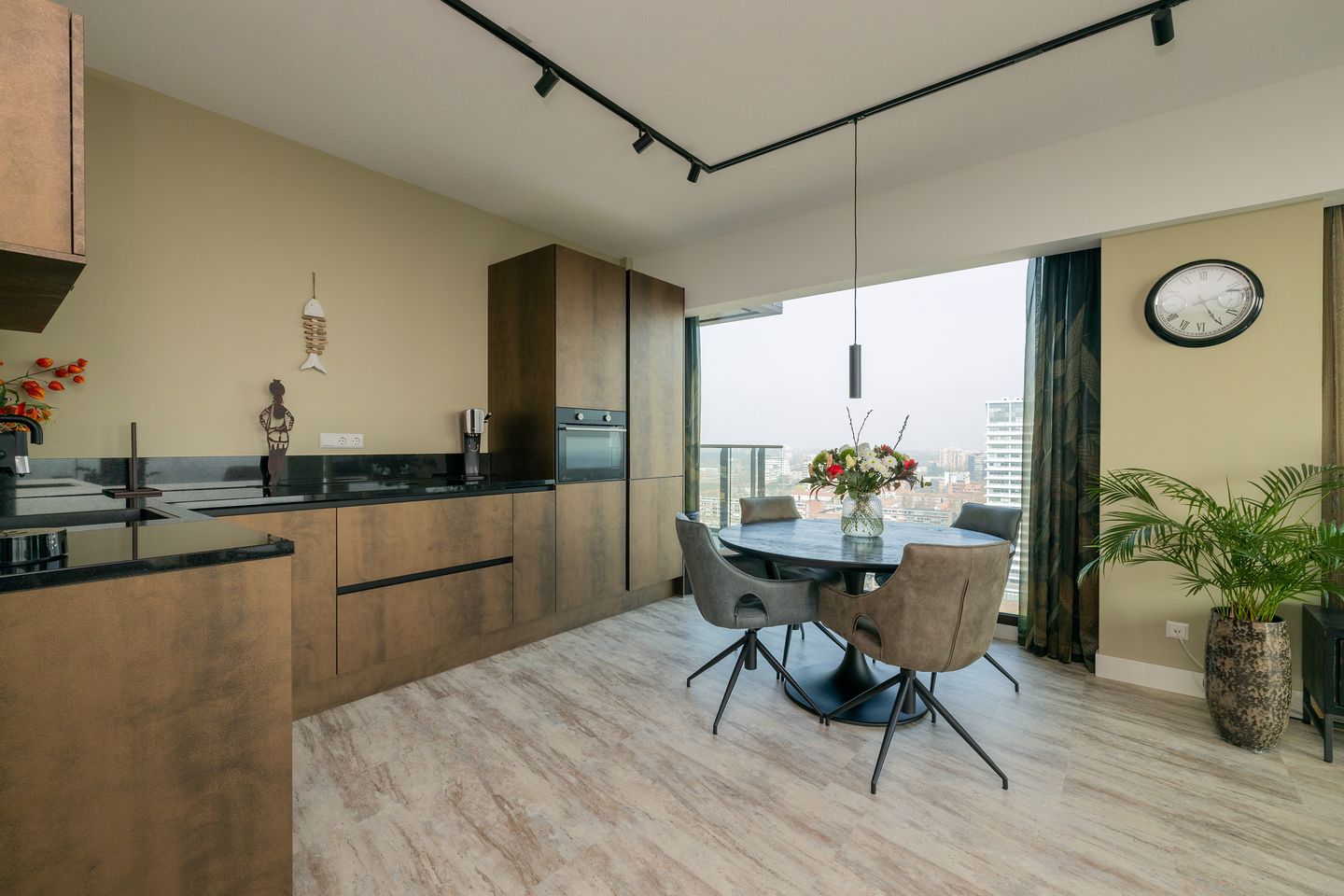 Foto 20 van C.T. Storklaan 481