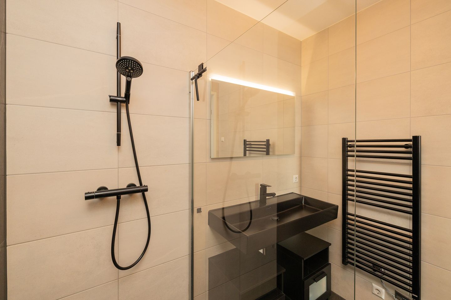 Foto 35 van C.T. Storklaan 481