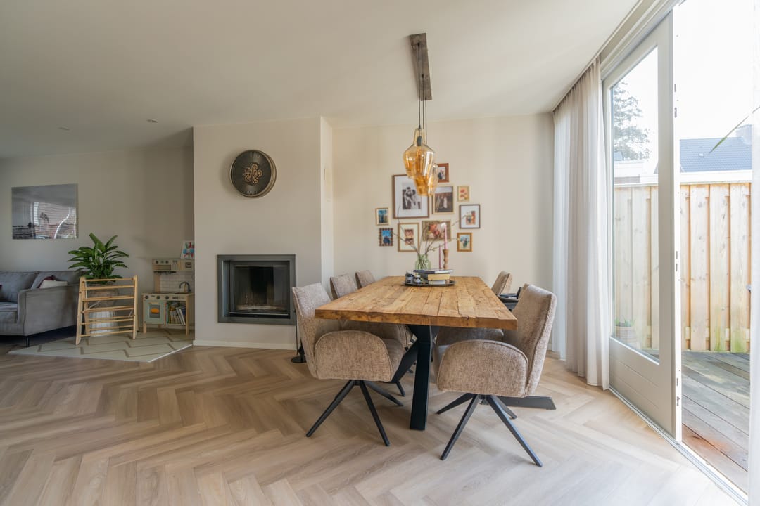 Photo 7 of Esdoornstraat 7