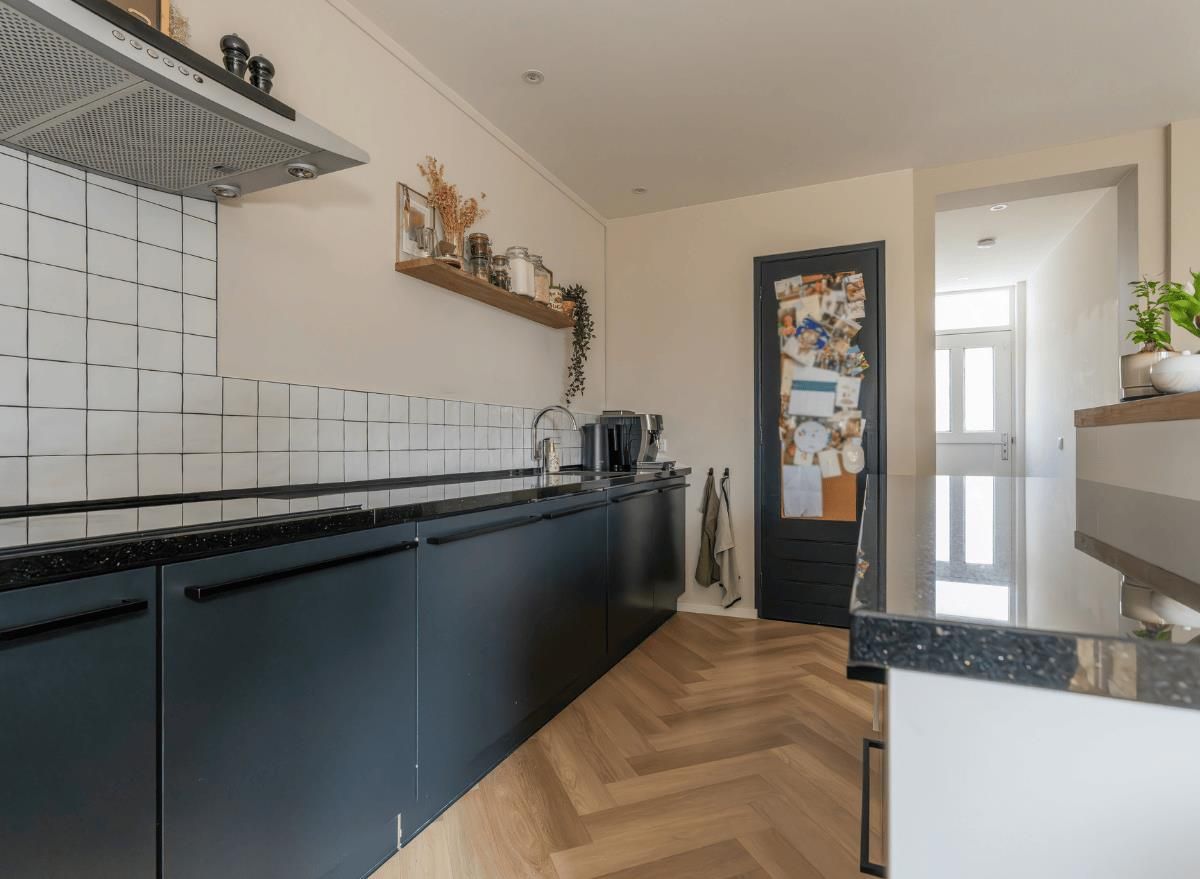 Photo 9 of Esdoornstraat 7