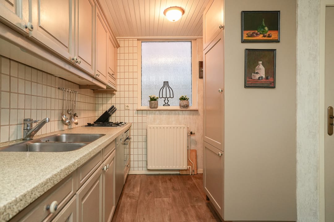Charming Dike House with Character and Surprising Space in Rossum — 12