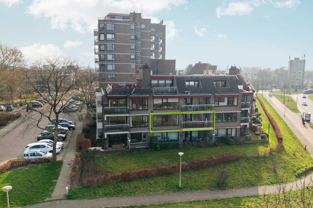 Foto 1 van Graadt van Roggenstraat 79