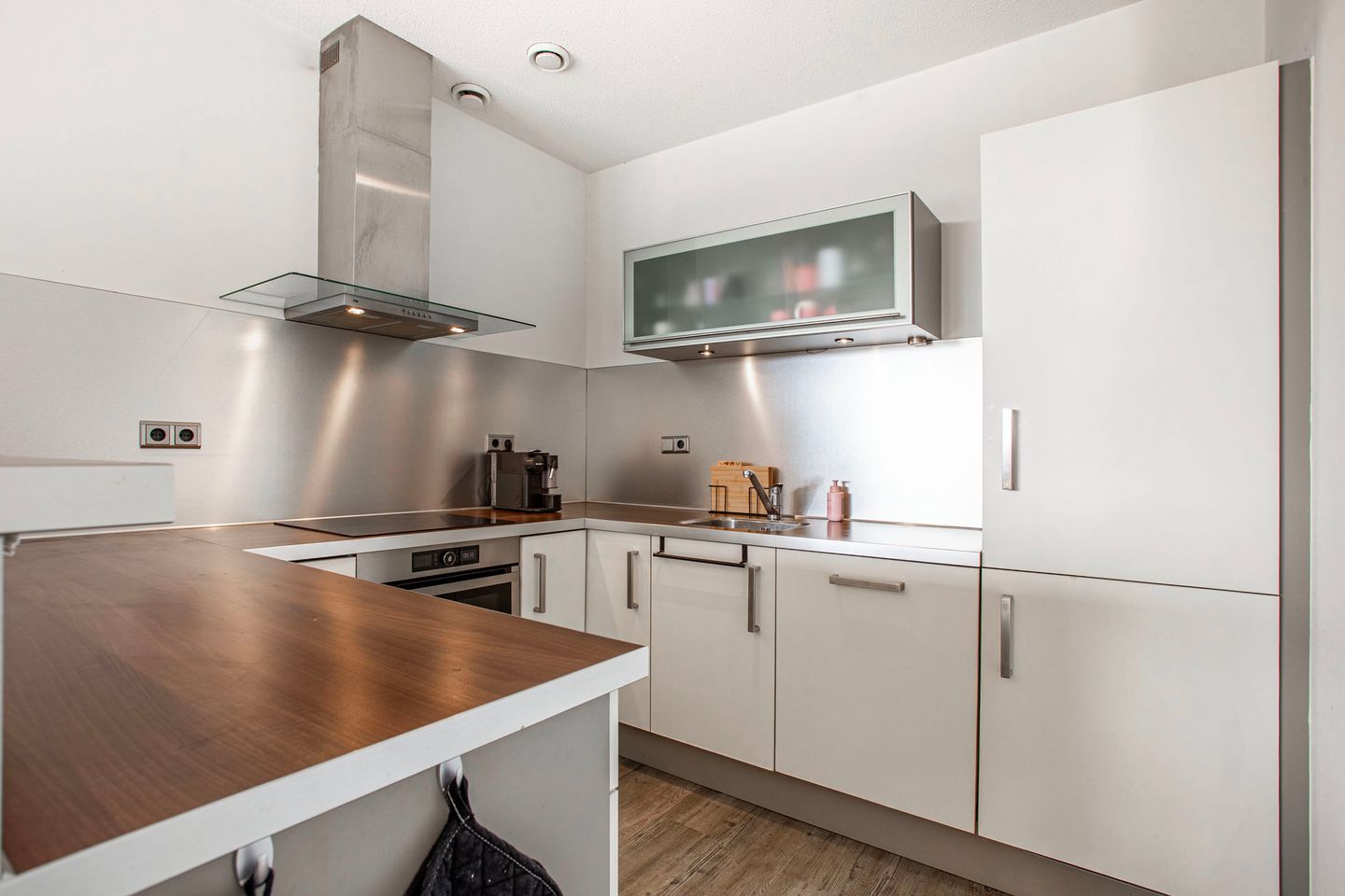 Foto 10 van Ernst Casimirlaan 106