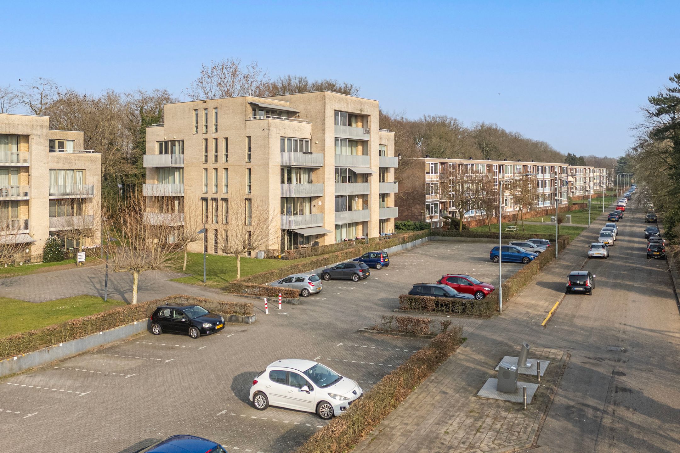 Foto 18 van Ernst Casimirlaan 106