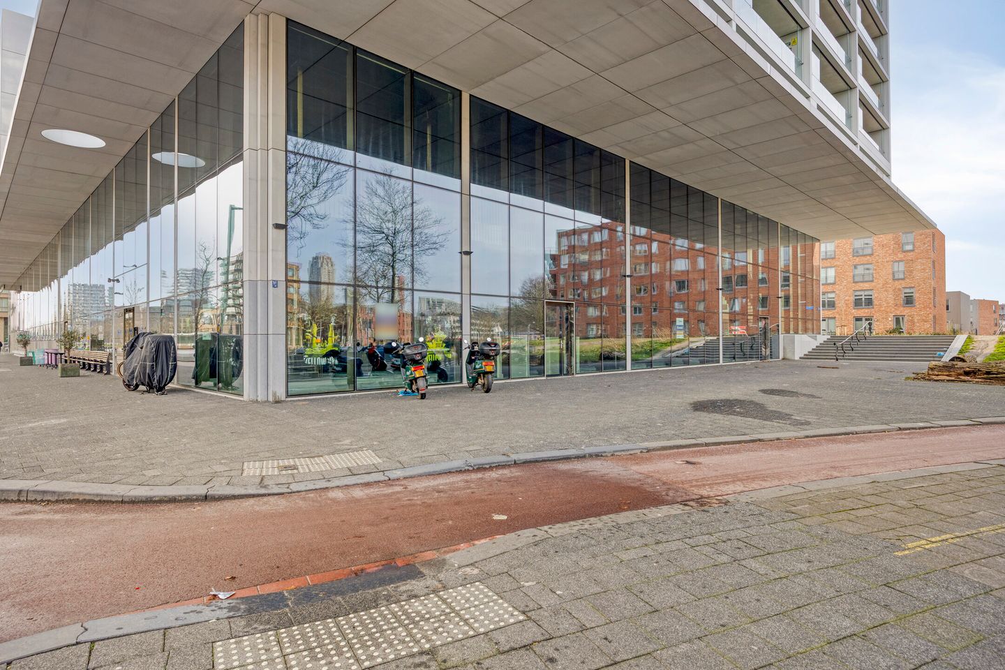 Bekijk foto 4 van Brede Hilledijk 4