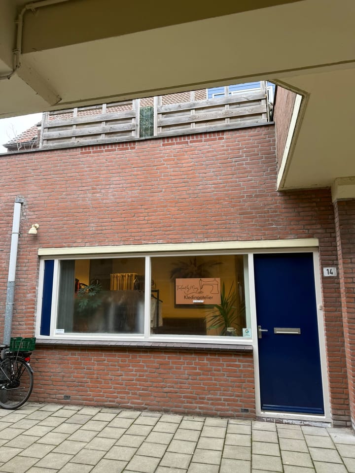 Anthony van Hobokenstraat 12, Rhoon