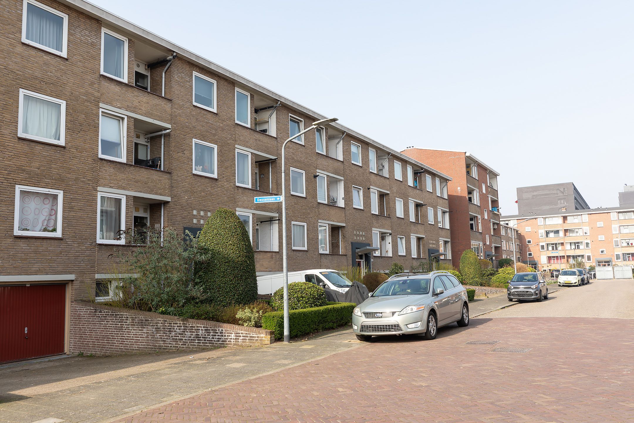 Spacious 3-Room Apartment with Balconies in Hilversum-Zuid — 19
