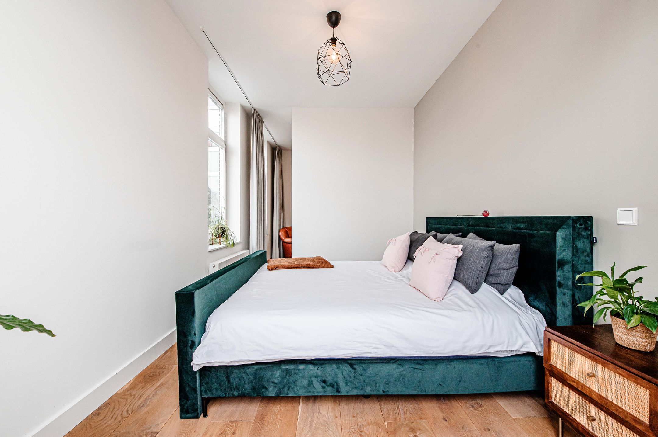 Spacious Gas-free A++ Duplex Apartment with 4 Bedrooms and Two Terraces — 32