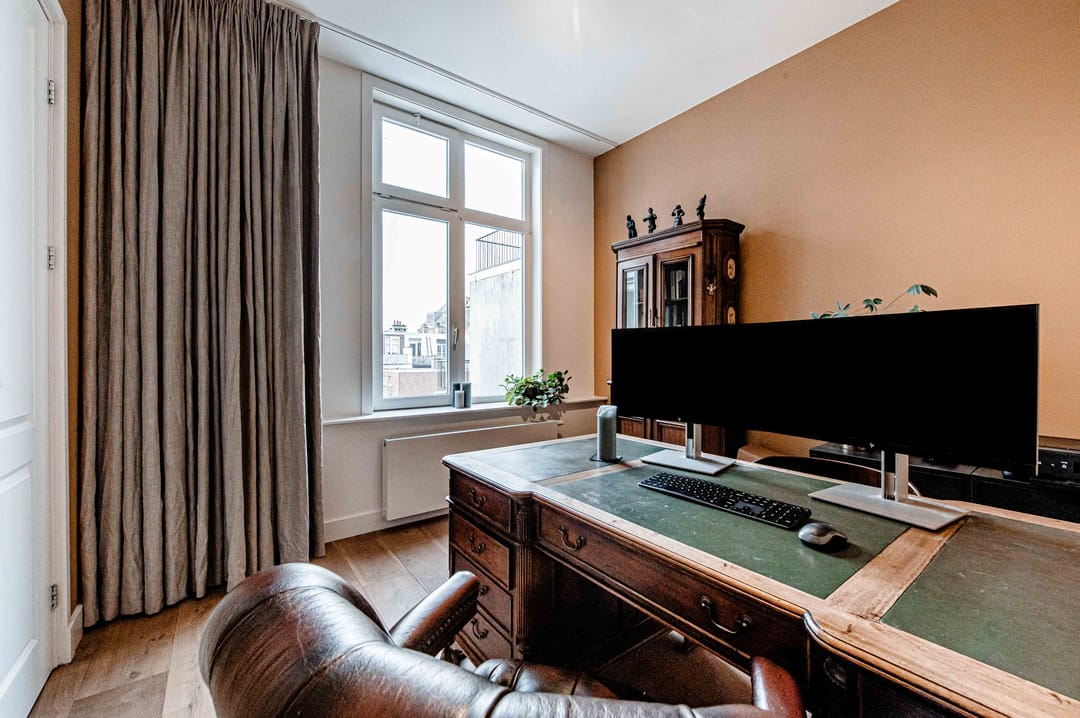 Spacious Gas-free A++ Duplex Apartment with 4 Bedrooms and Two Terraces — 37