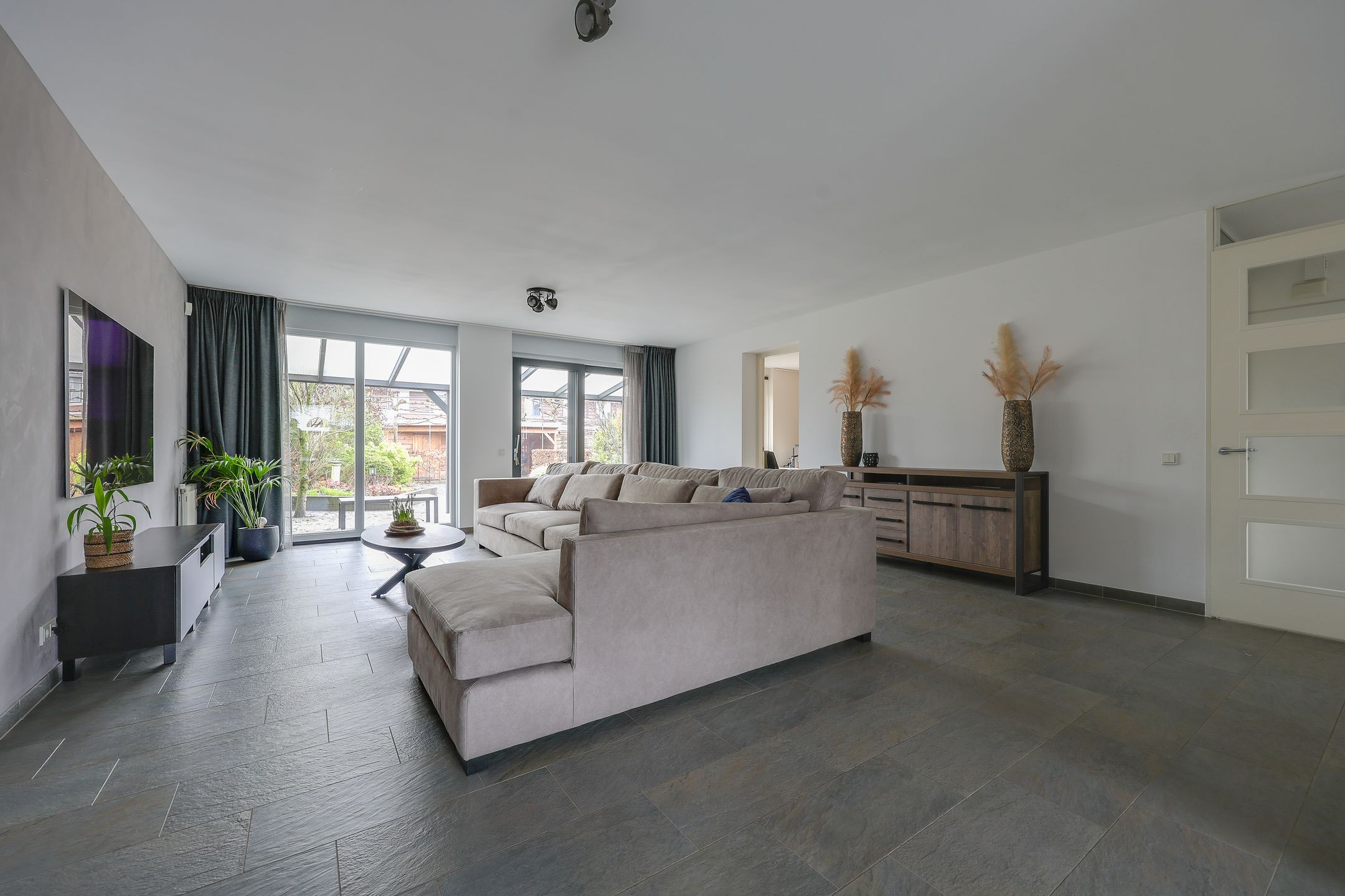 Photo 3 of Galjoen 06 35