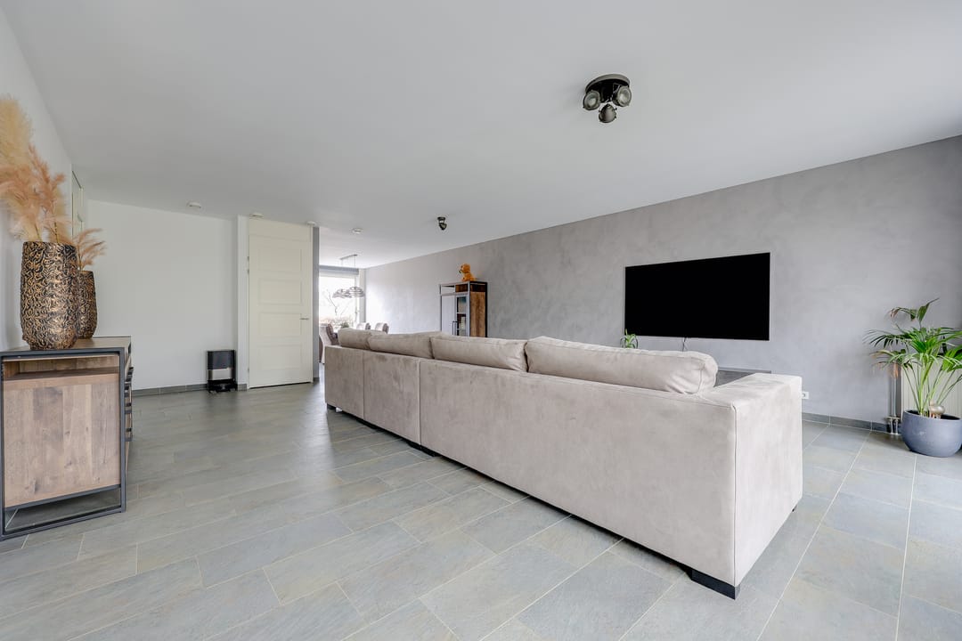 Photo 7 of Galjoen 06 35