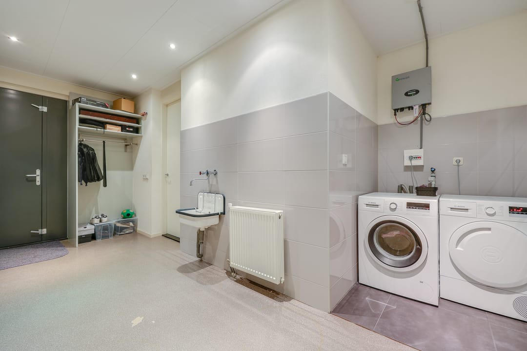 Photo 22 of Galjoen 06 35