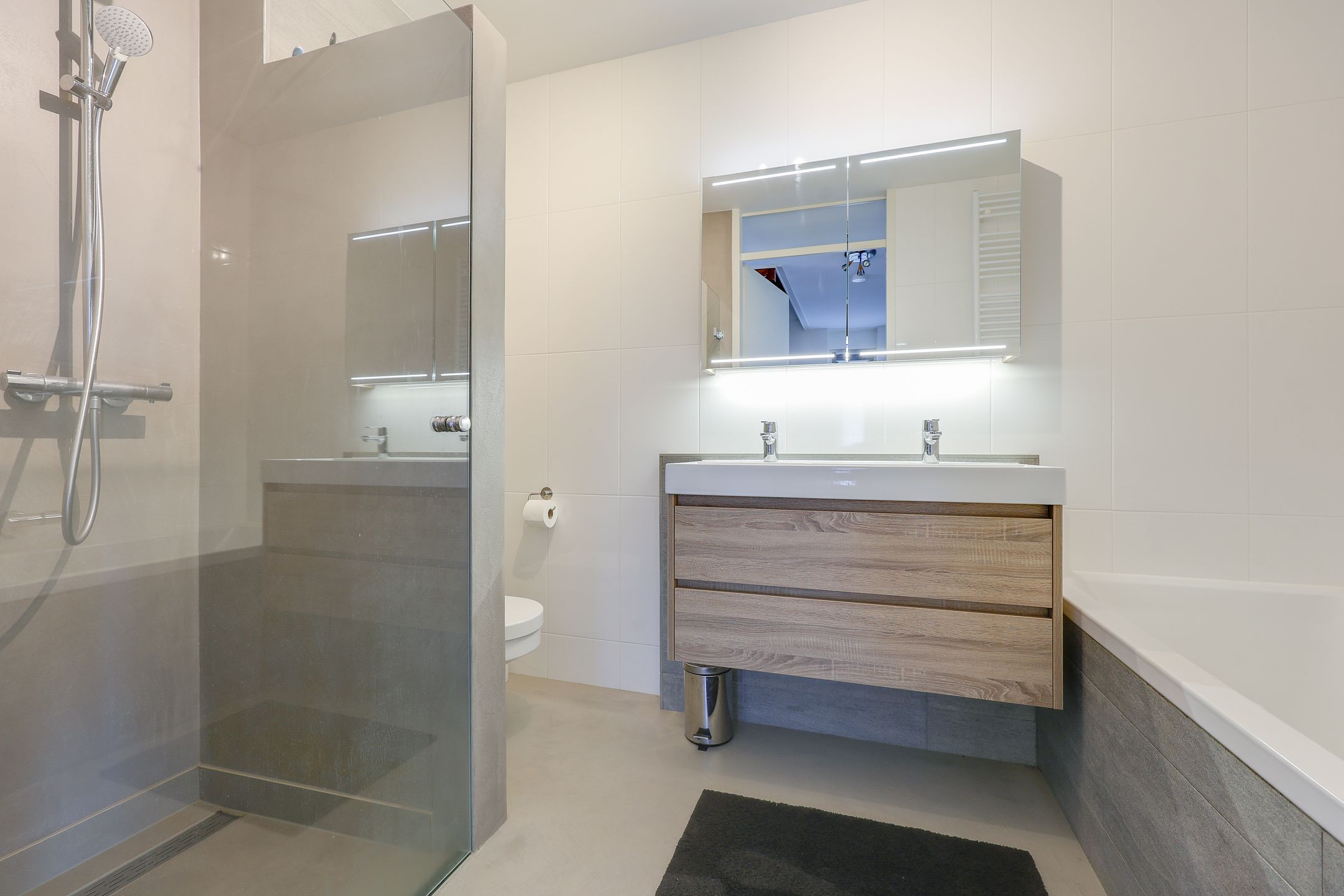 Photo 30 of Galjoen 06 35